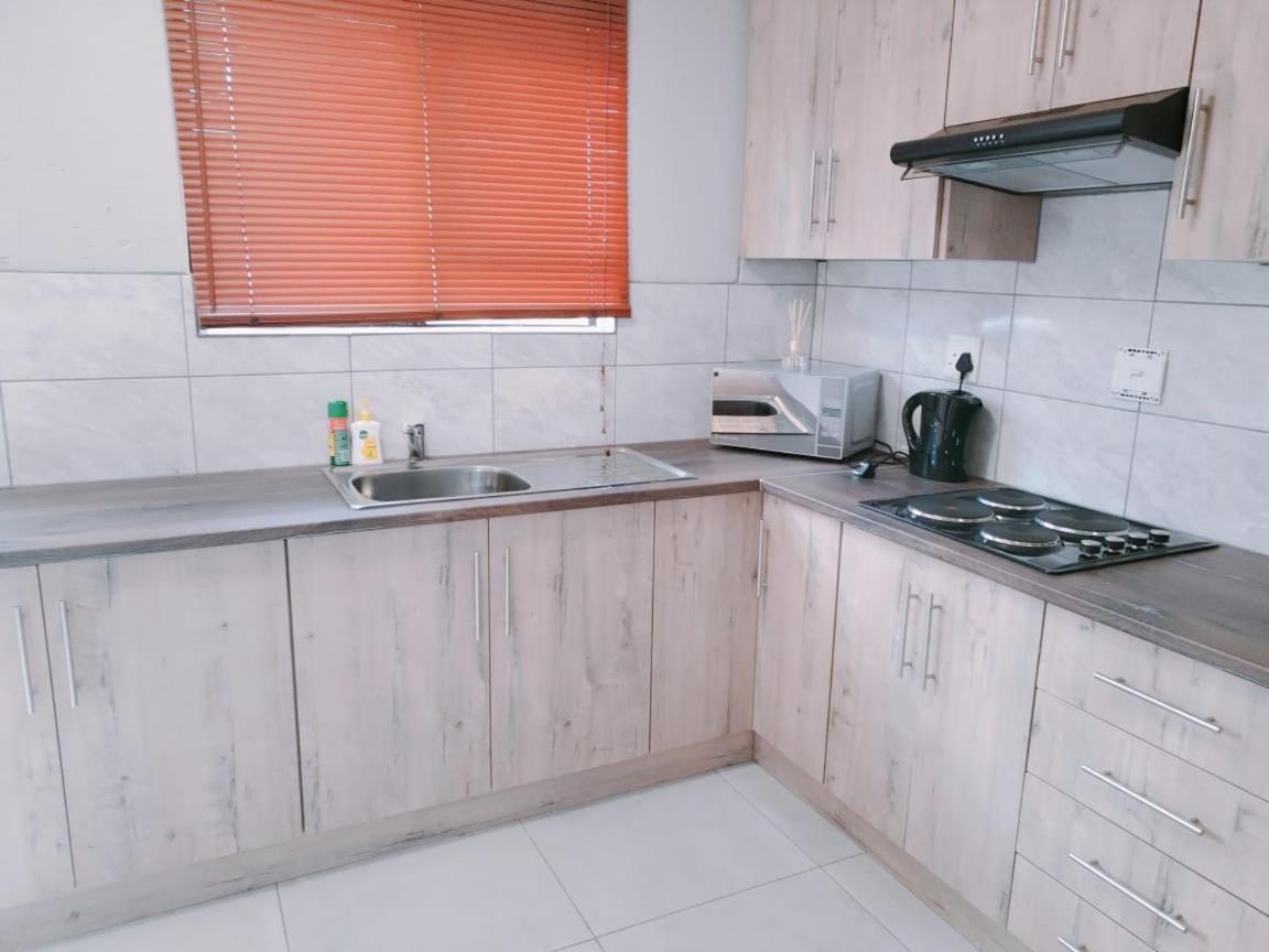Apartment Reutlwane Gardens Secunda